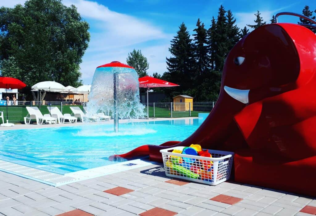 Koupaliště Kolovraty - Mamikam databáze babyfriendly míst