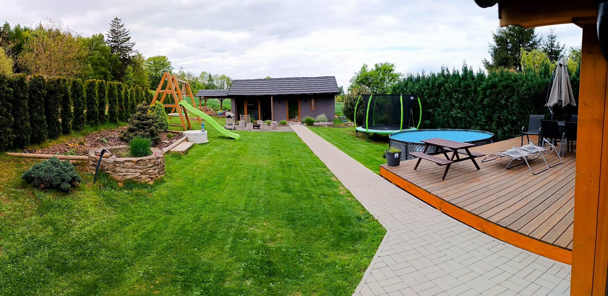 Chata_Úsobí_zahrada2