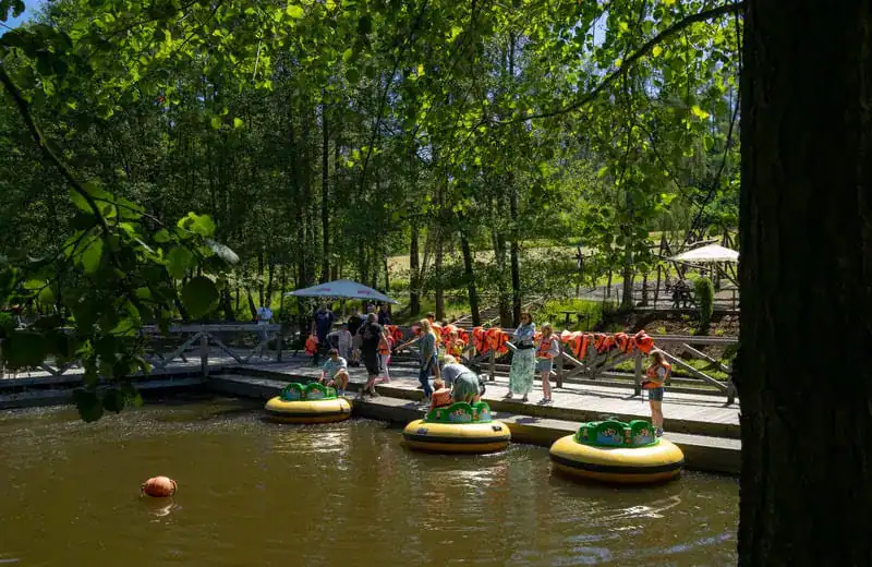 Farmapark_vodnikruhy