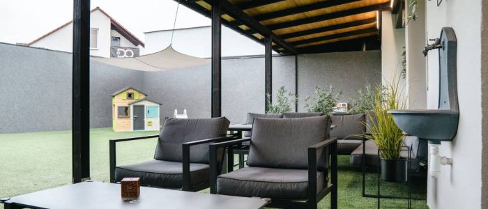 Black_coffee_venkovni_koutek