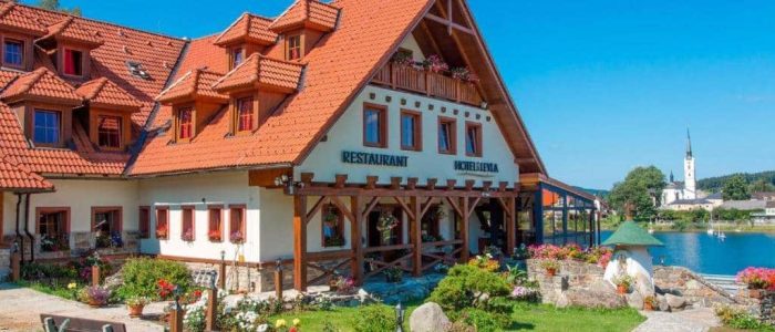 Hotel Lejla u Lipna s dětskými hřišti a koutkem pro rodiny