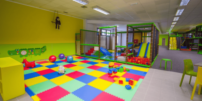 Lumpárium_hřiště