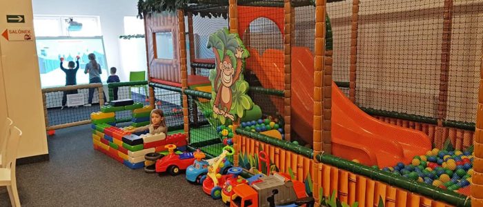 U Opičky - herna s kavárnou ve Veselí nad Moravou