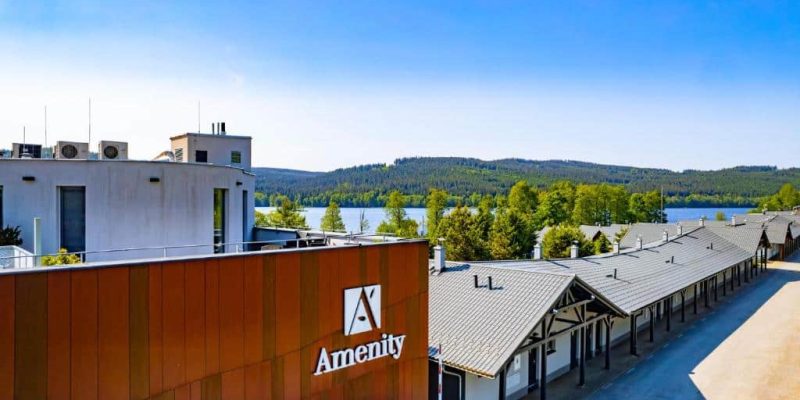 Hotel Amenity Lipno s dětským koutkem, hřištěm a sportovní halou.