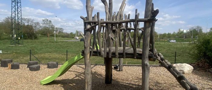 Restaurace Spojovna s dětským hřištěm