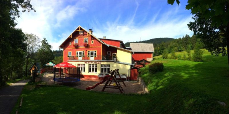 Hotel Večernice s dětským koutkem