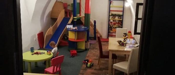 ZAPA cafe je kavárna s dětským koutkem v centru Českého Krumlova